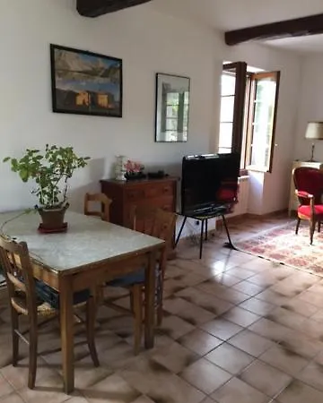 La Maison Du Tilleul * Mezel (Alpes-de-Haute-Provence)