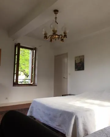Holiday home La Maison Du Tilleul Mezel (Alpes-de-Haute-Provence)
